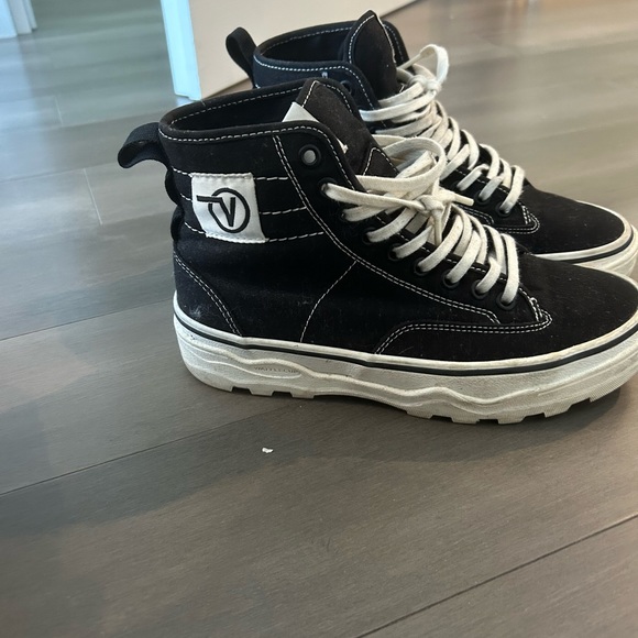 Vans sneakers - Picture 2 of 3